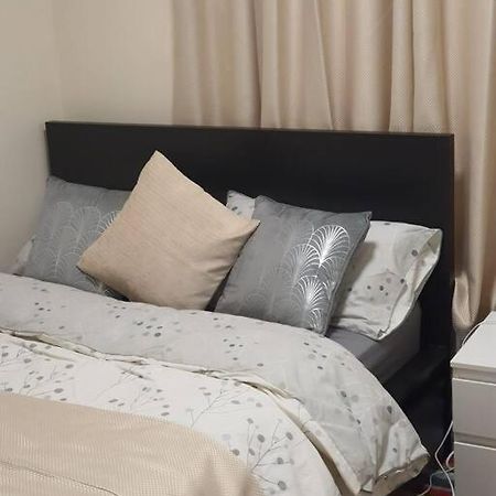2 Bedroom Flat In Vauxhall, Лондон Екстер'єр фото